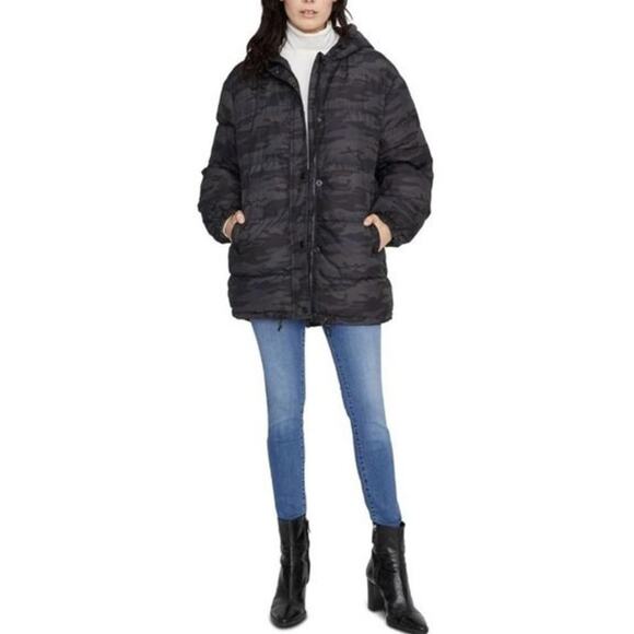 Sanctuary Camo Hooded Puffer Jacket – Size M - Picture 1 of 4